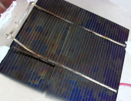The fatally dammaged solar cell from the concentrated sunlight.