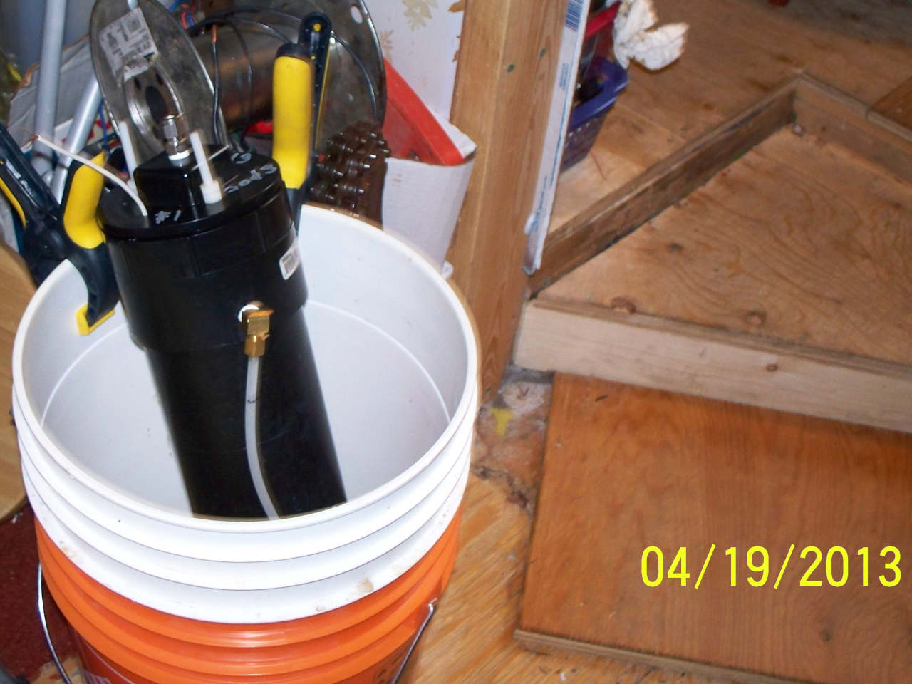 Older electrolyzer in the bucket.