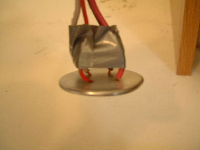 Electret making electrode connected to its wires.
