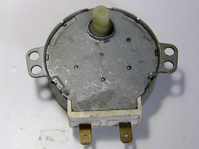 Microwave oven motor - front.